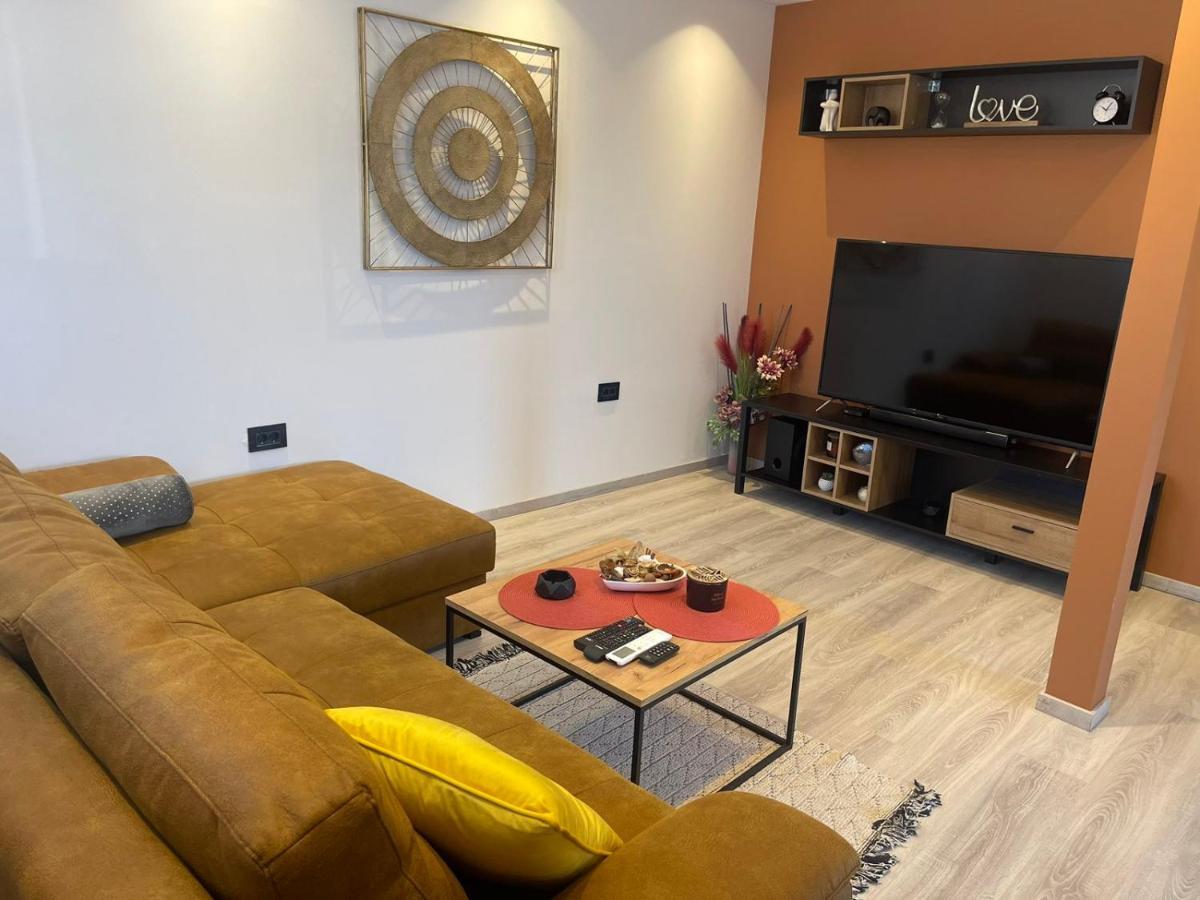 Apartament Palmera *